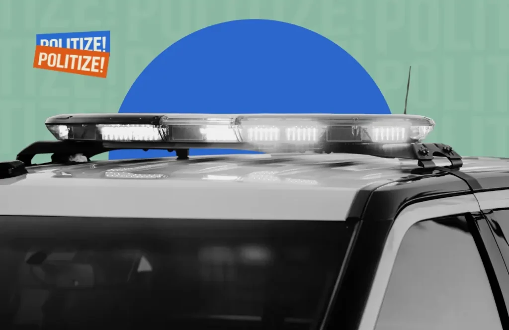 Imagem do teto de um carro de polícia