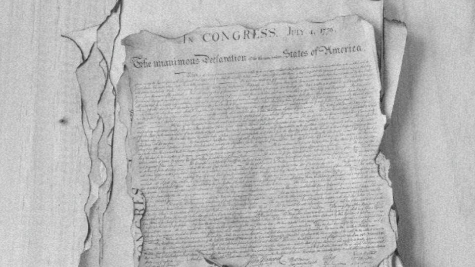Imagem de um documento antigo representando a história dos direitos humanos