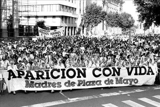 A ditadura argentina e as mães da praça de maio - Politize!