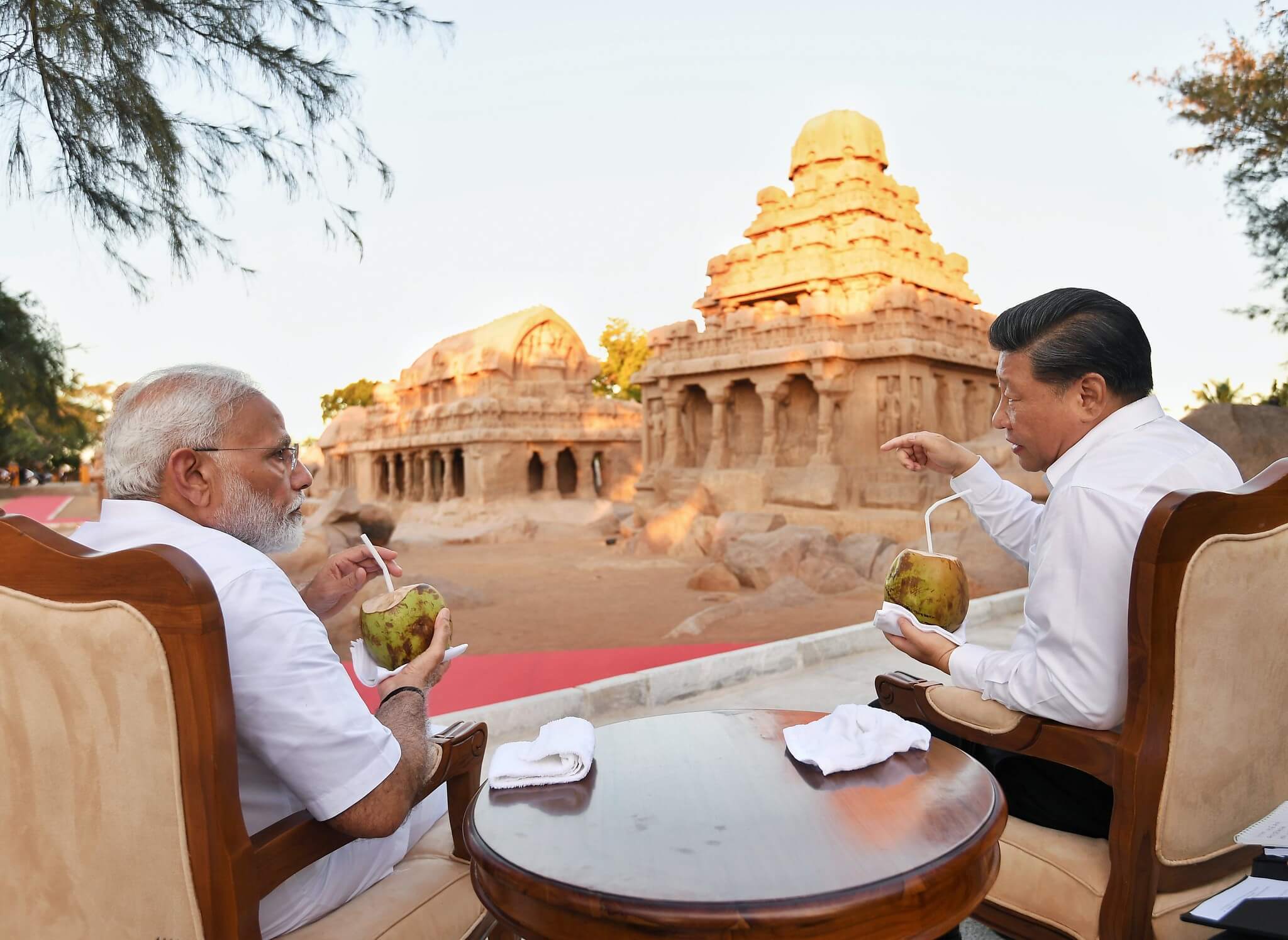 Primeiro-ministro Narendra Modi e Xi Jinping, Presidente da China durante a cúpula informal de Chennai em Mamallapuram (Foto de outubro de 2019, via Fotos Públicas)