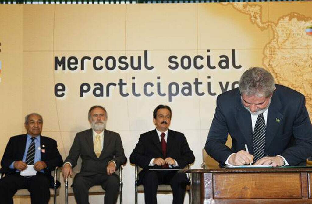Lançamento do programa "Mercosul Programa Social e Participativo". Participação do Brasil no Mercosul configura interesse nacional de política externa brasileira. Imagem: Ricardo Stuckert/PR.