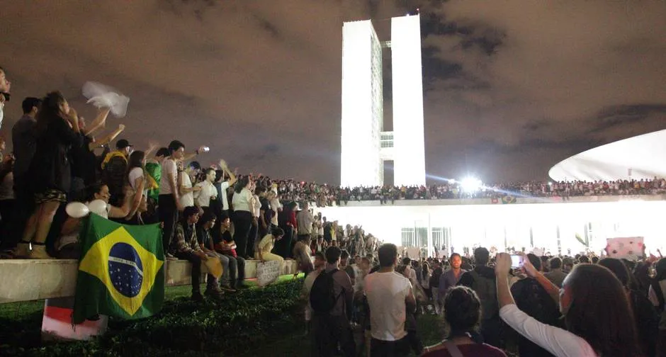 Protesto de junho de 2013. Imagem: André Coelho/ Agência O Globo.