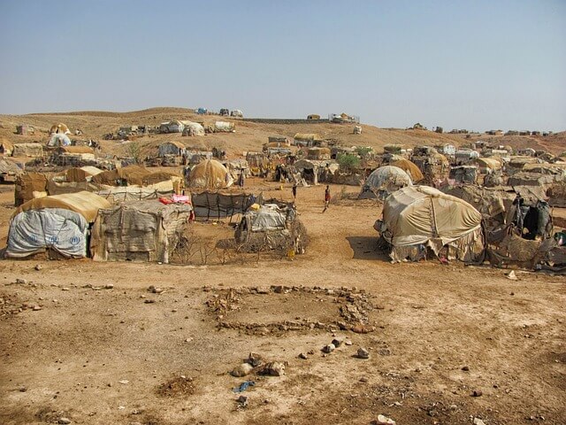 Imagem ilustrativa. Acampamento na Eritreia (Foto: David Mark/Pixabay)