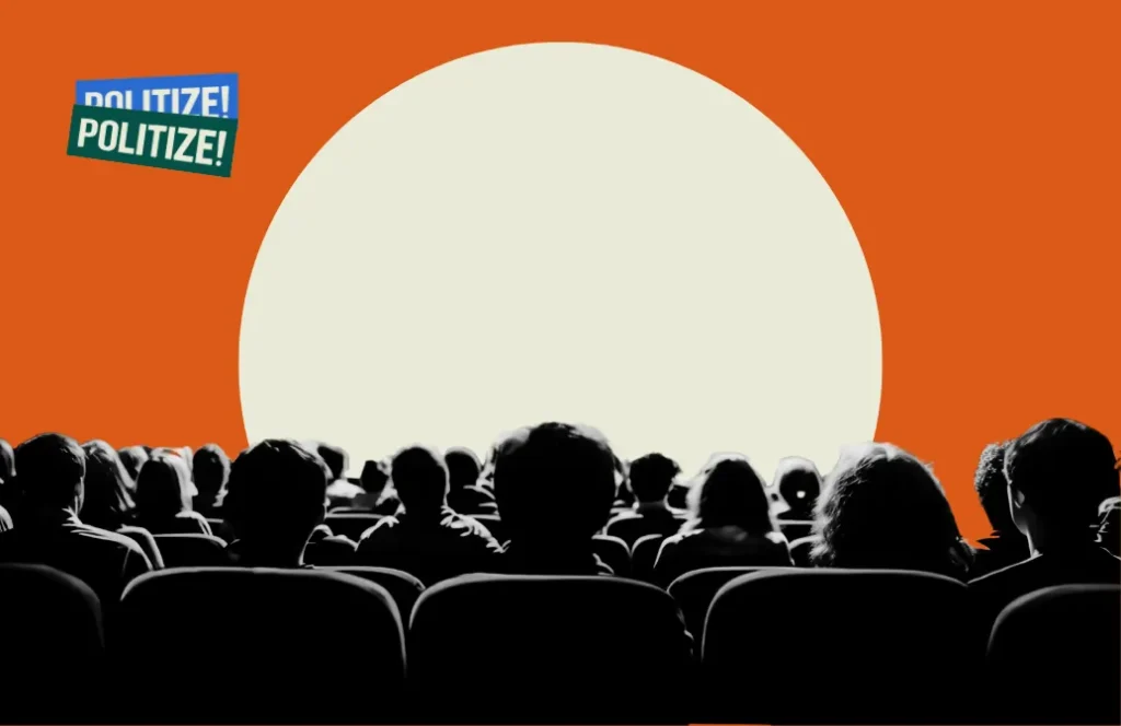imagem de pessoas em uma sala de cinema