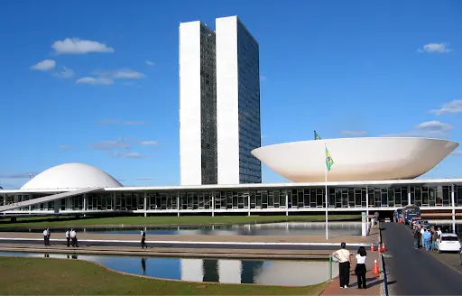 Fotografia do Congresso Nacional, casa legislativa onde é discutido o Projeto de Decreto Legislativo.