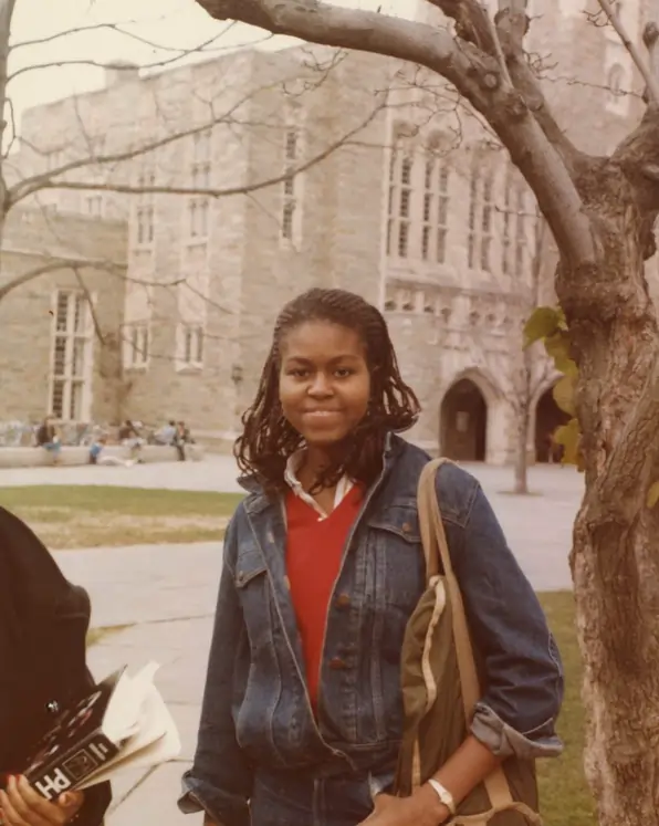 Michelle Obama jovem, na universidade.
